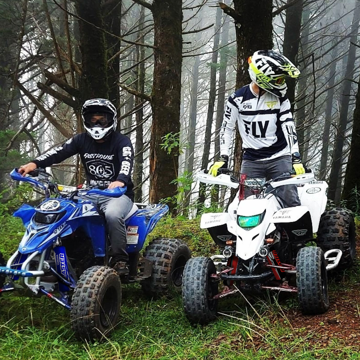 Front+Rear Blue Shock Covers + Brake Pads for Yamaha Blaster YFS 200 (2003-2006)