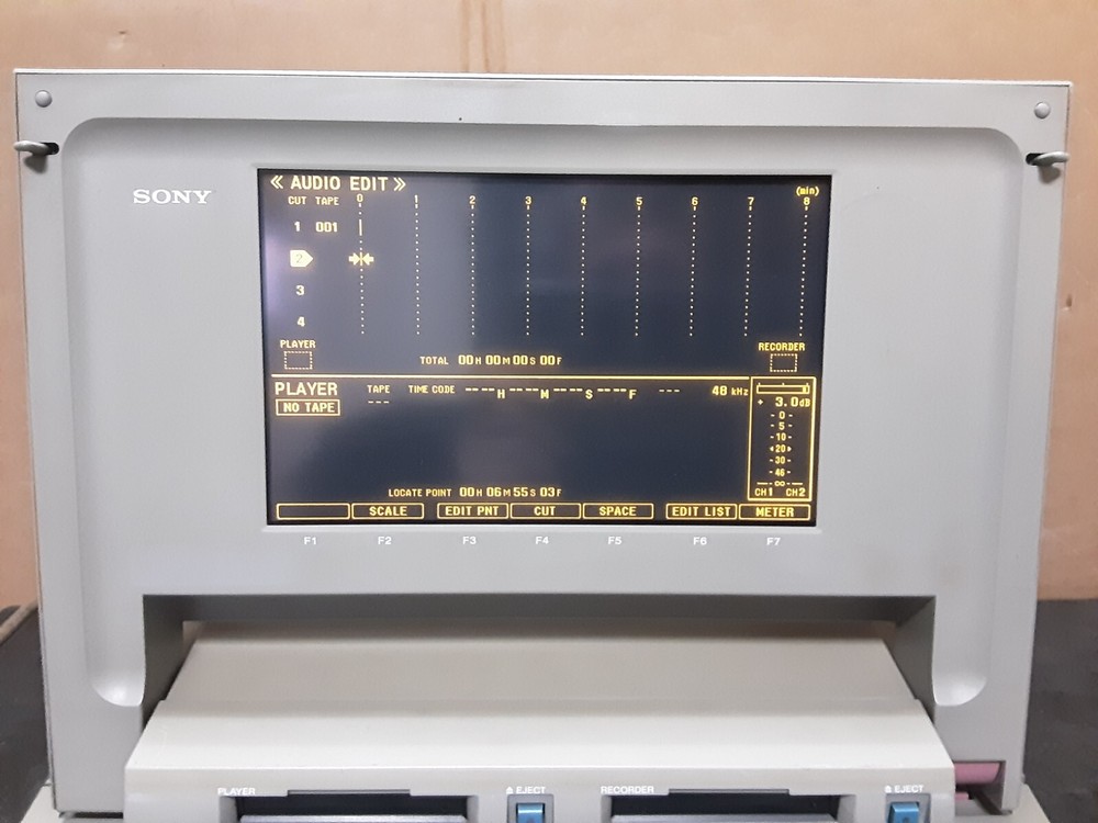 Sony PCM-E7700