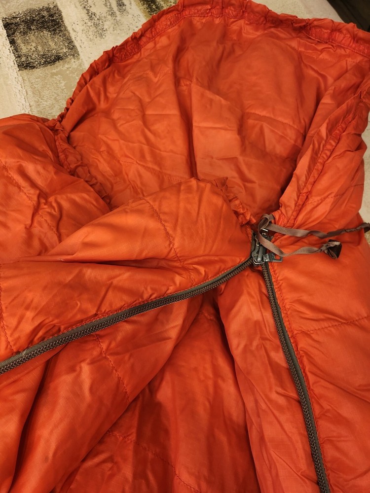 THE NORTH FACE Orange Down Sleeping Bag 32"x82"