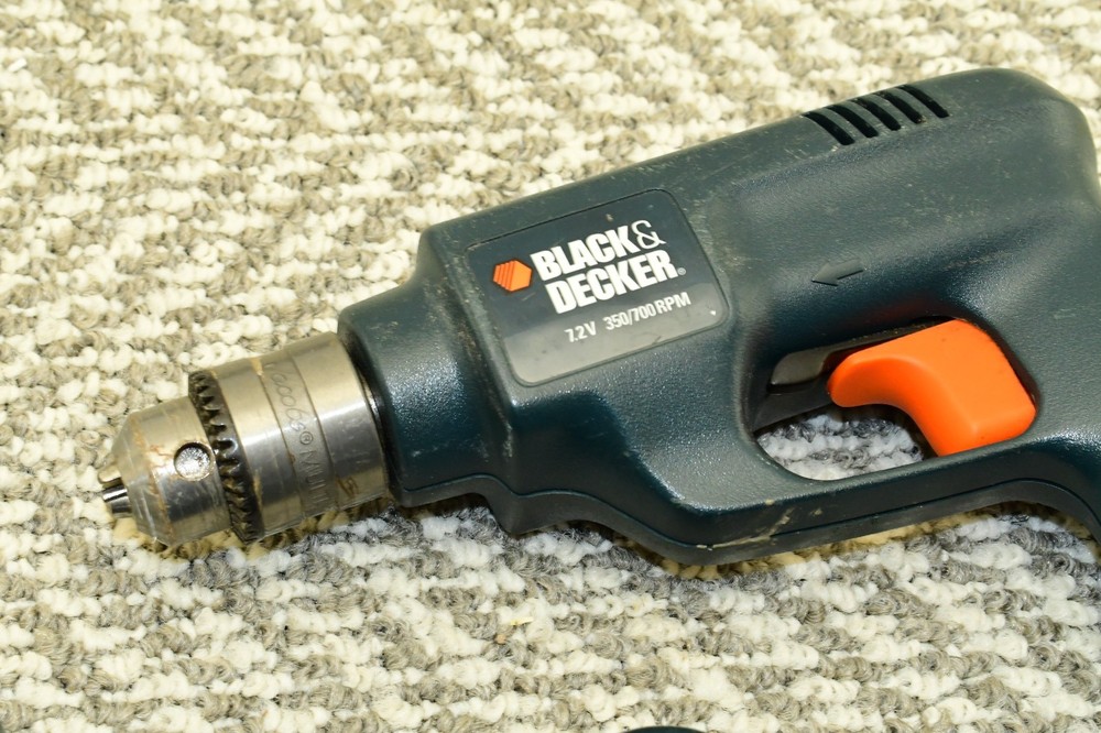 (2) - Black & Decker 7.2V VersaPak Tools Drill & Reciprocating Saw, NICE