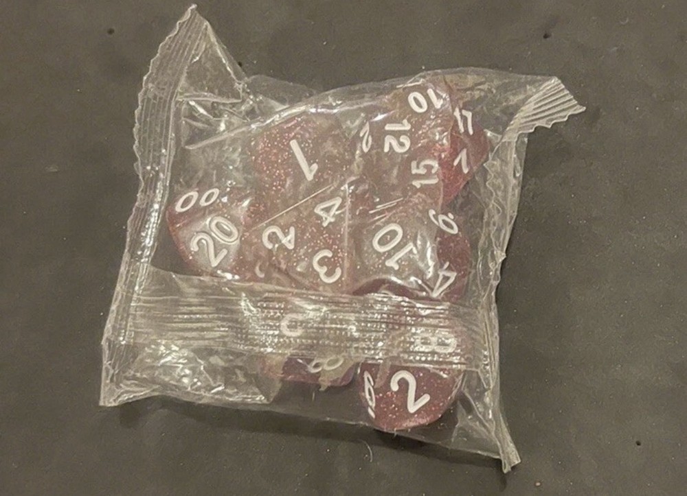 7 pc. Dungeons and Dragons Dice Set (sparkle Plum)