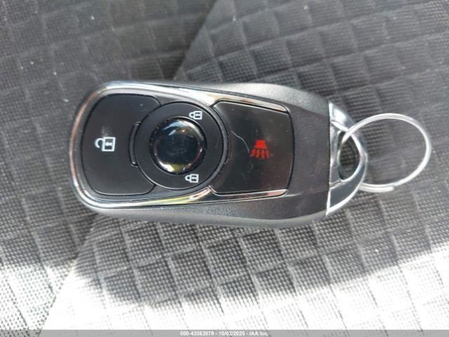 ENCORE 2017 Glove Box 4881998