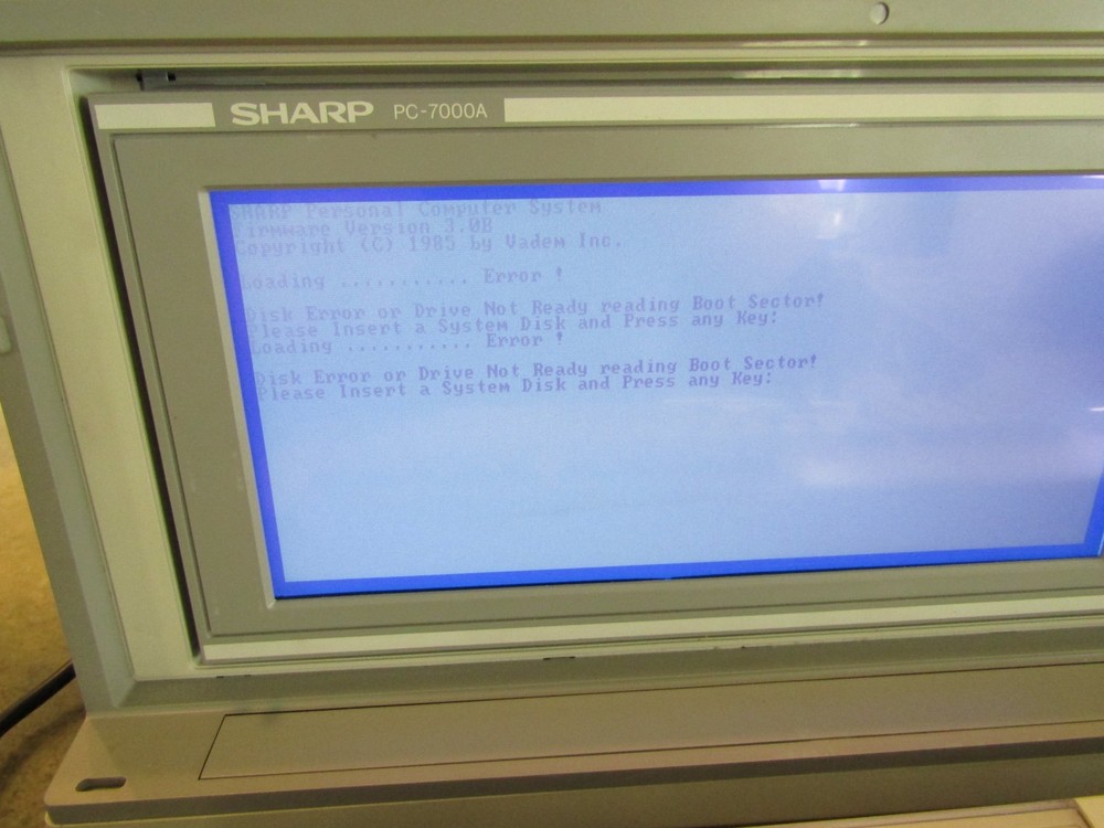Vintage Scarce "A" Version Sharp PC-7000A Portable Luggable Personal Computer