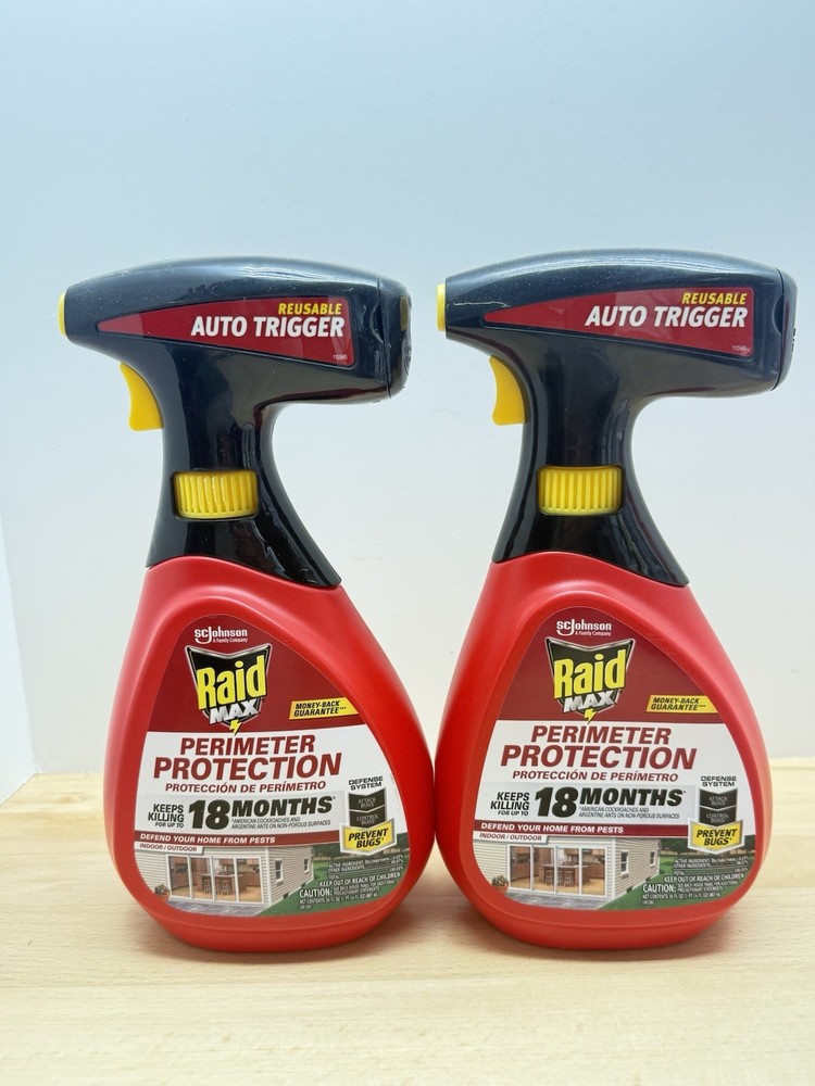 Raid Max Defender Perimeter Protector 30 Oz Keep Bugs Out Lot Of 2