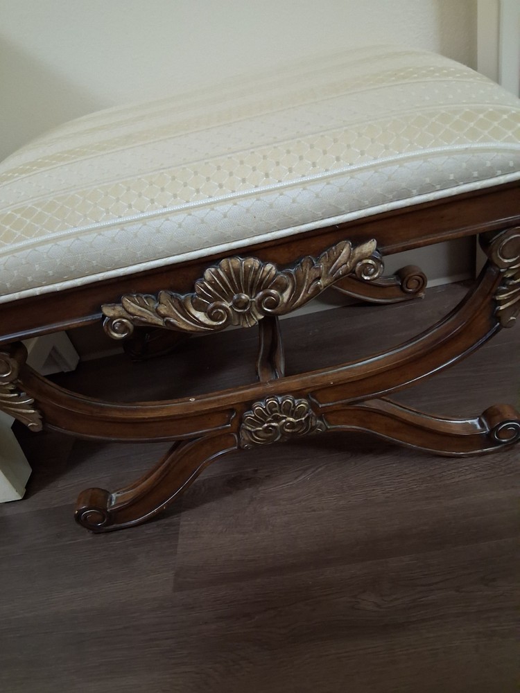 Casa Di Stradivari Bench\stool\ottoman Neo Clasical