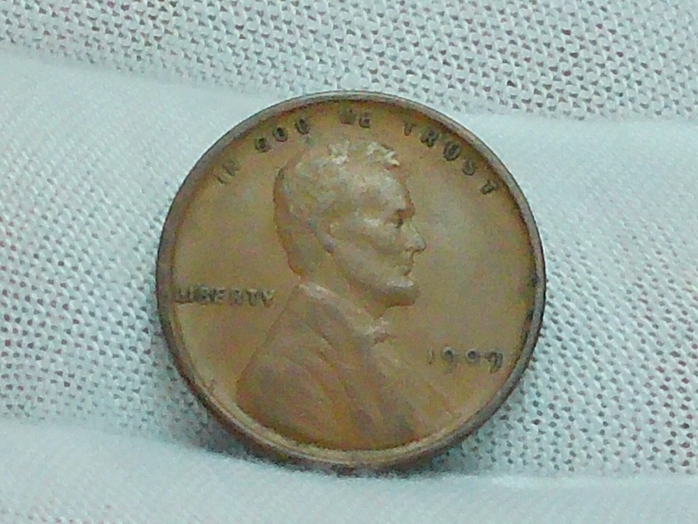 Nice Authentic 1909 VDB Lincoln Semi Key Cent!
