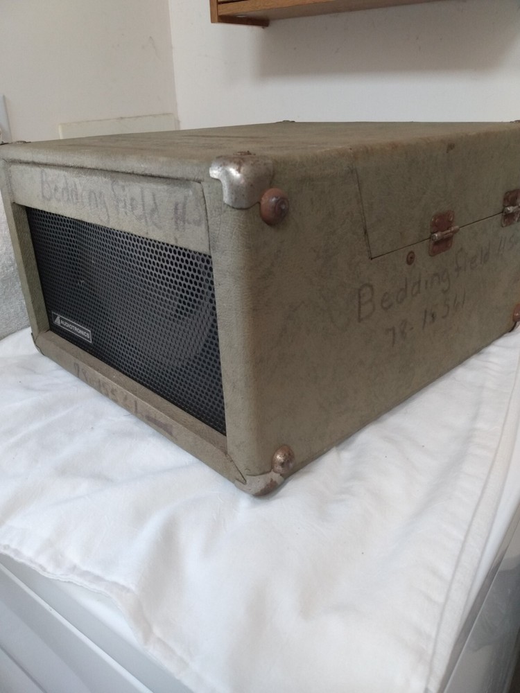 Vintage Audiotronics 300A Classroom Suitcase record player 1969 ~ Tested