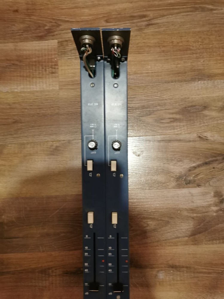 Tesla telefunken epp102 line preamp ele 211 pair