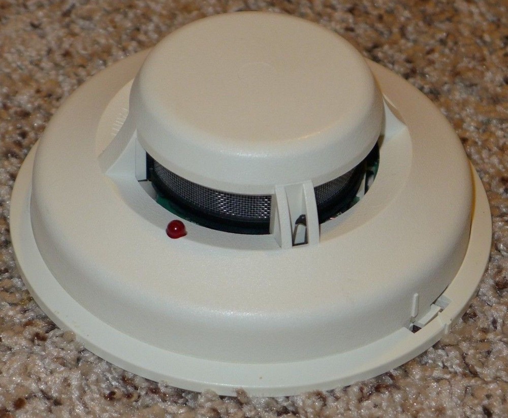 NOTIFIER SDRF-751 WIRELESS (YES!) PHOTO. DETECTOR HEAD W/BASE (17 AVAILABLE)