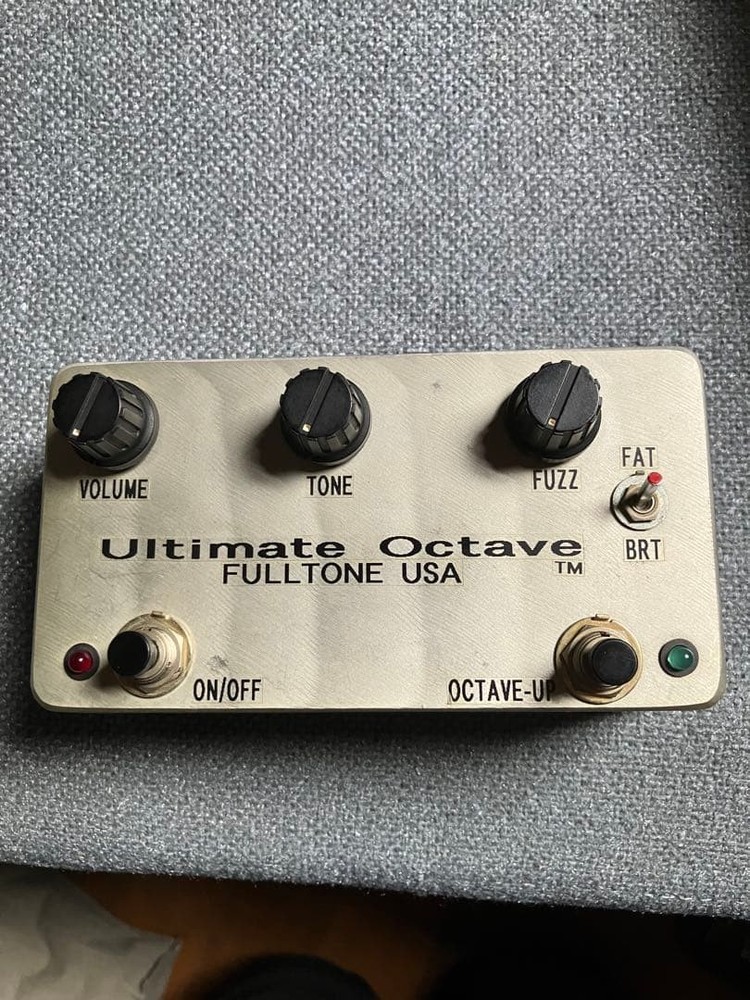 FULLTONE USA Ultimate Octave Guitar Effector
