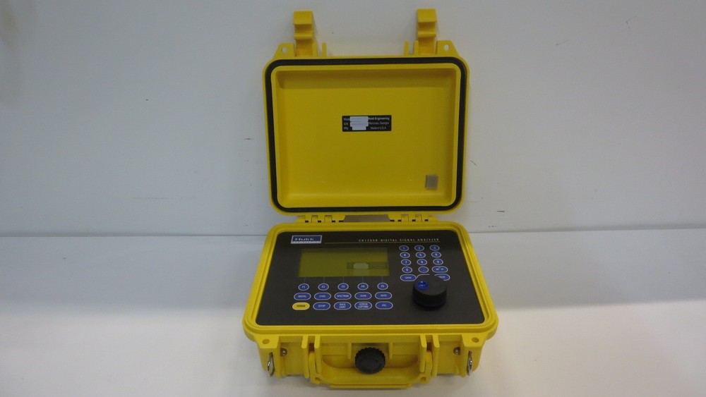 HUKK ENGINEERING CR1200R DIGITAL SIGNAL ANALYZER