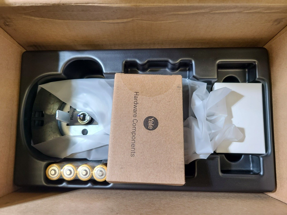 Yale Assure Lock Touchscreen - Matte Black