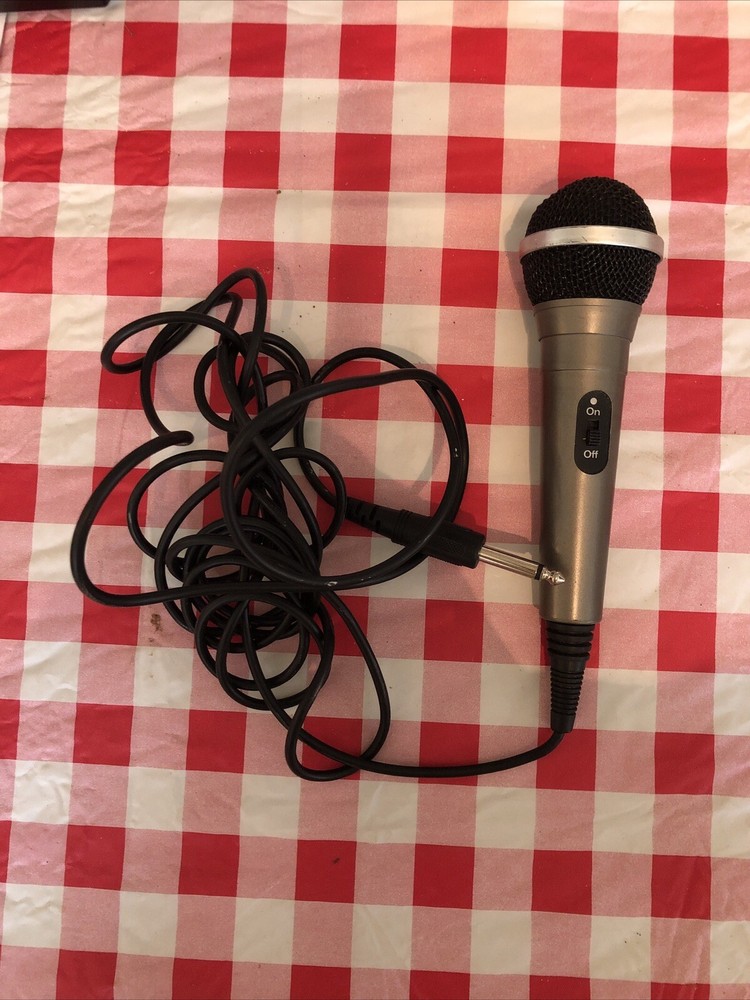 Wired microphone
