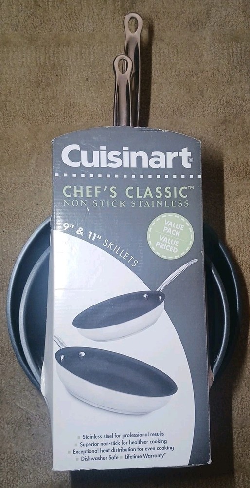 Cuisinart 9" 11" 2-Pan Set -NEW!