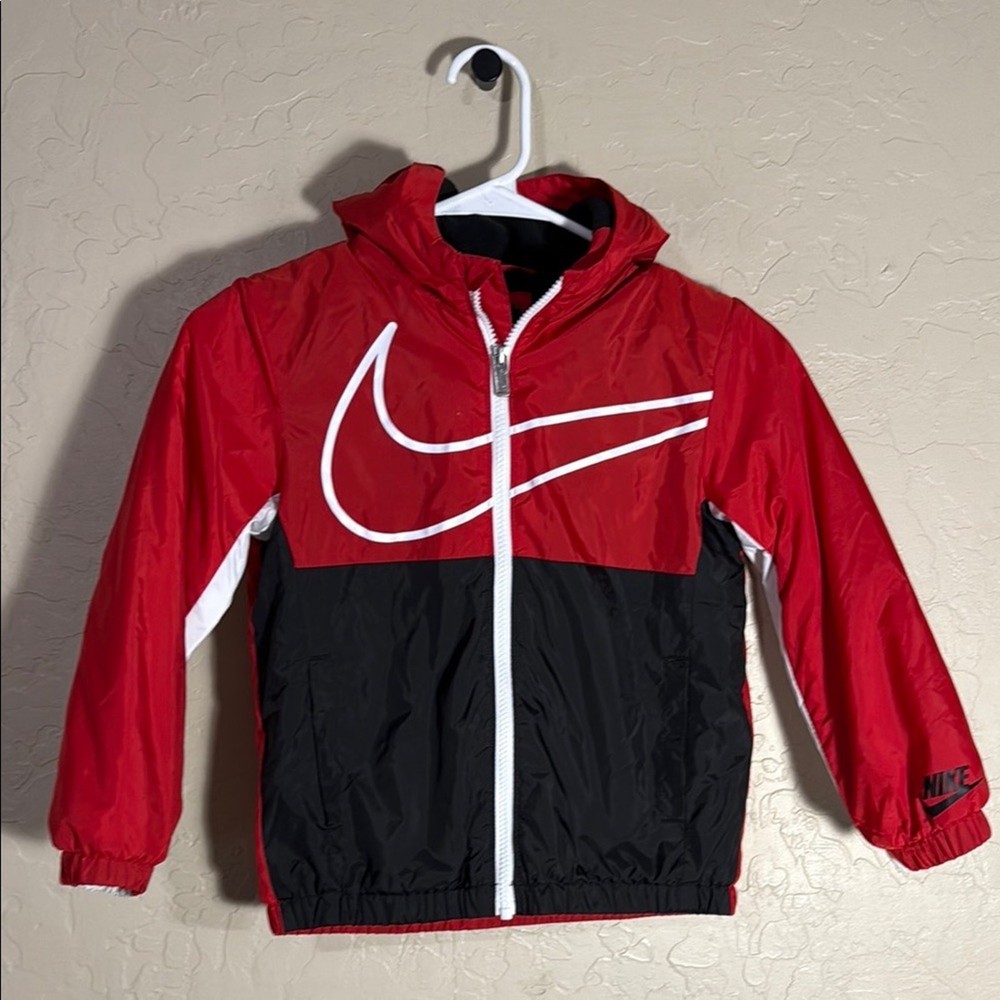 Nike logo fleece lined zip front coat size 6