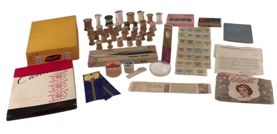 Sewing Packaging Lot Vintage 30 Wooden Thread Spools + Boxes Hosiery Needles