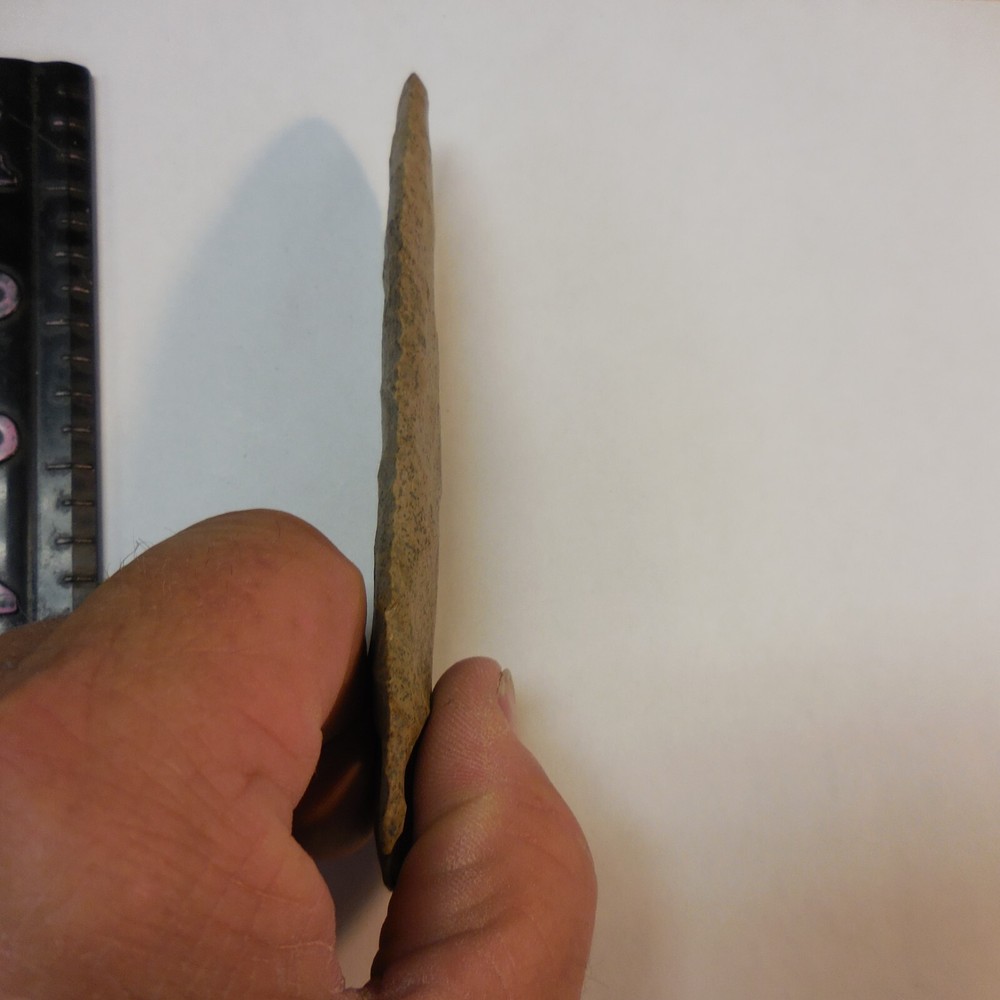 GIANT LOST LAKE POINT--CLASSIC FORM AND FLAKING
