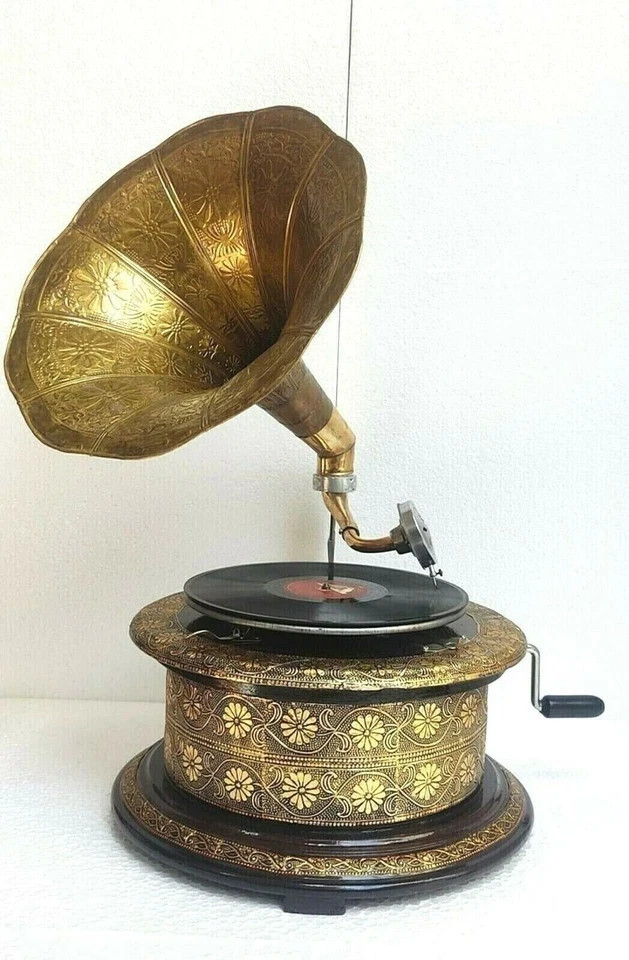 Vintage HMV Gramophone Fully Functional working Phonograph, win-up record player