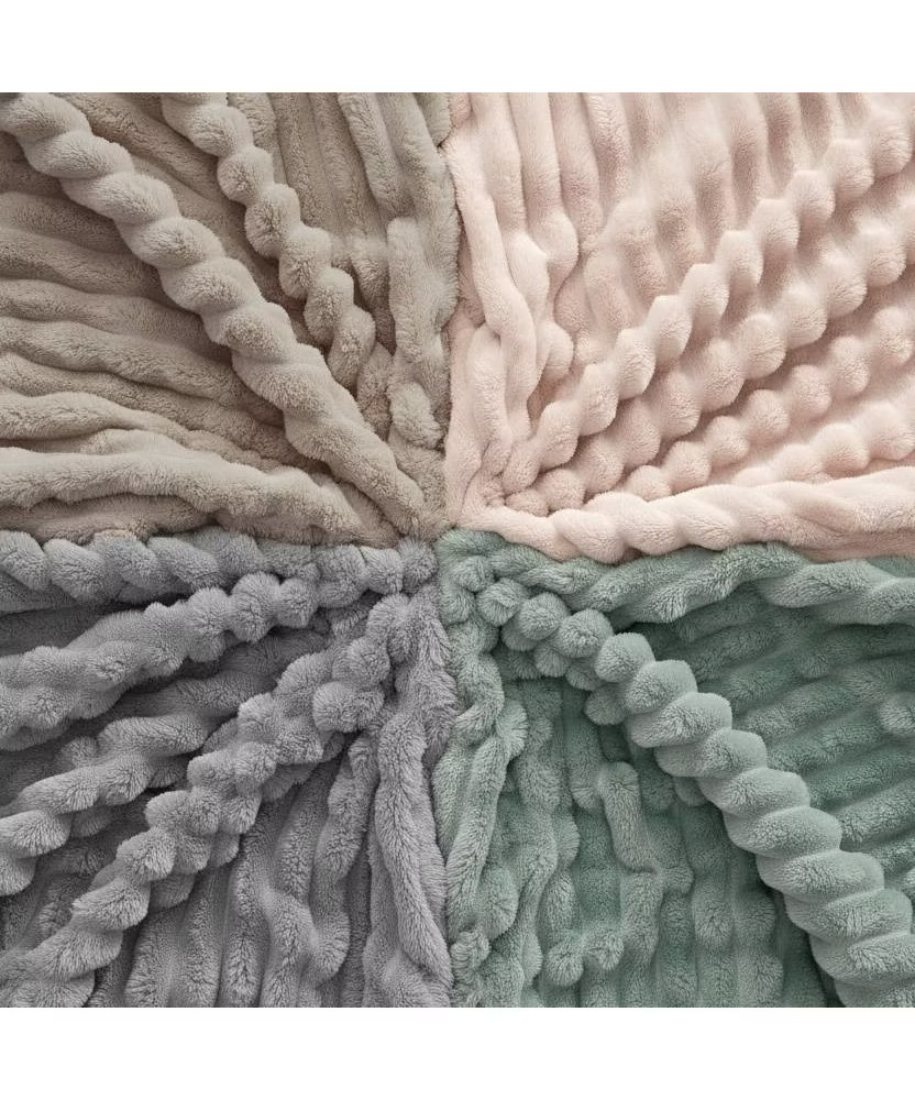 Bedsure Full/Queen Plush Blanket Light Gray