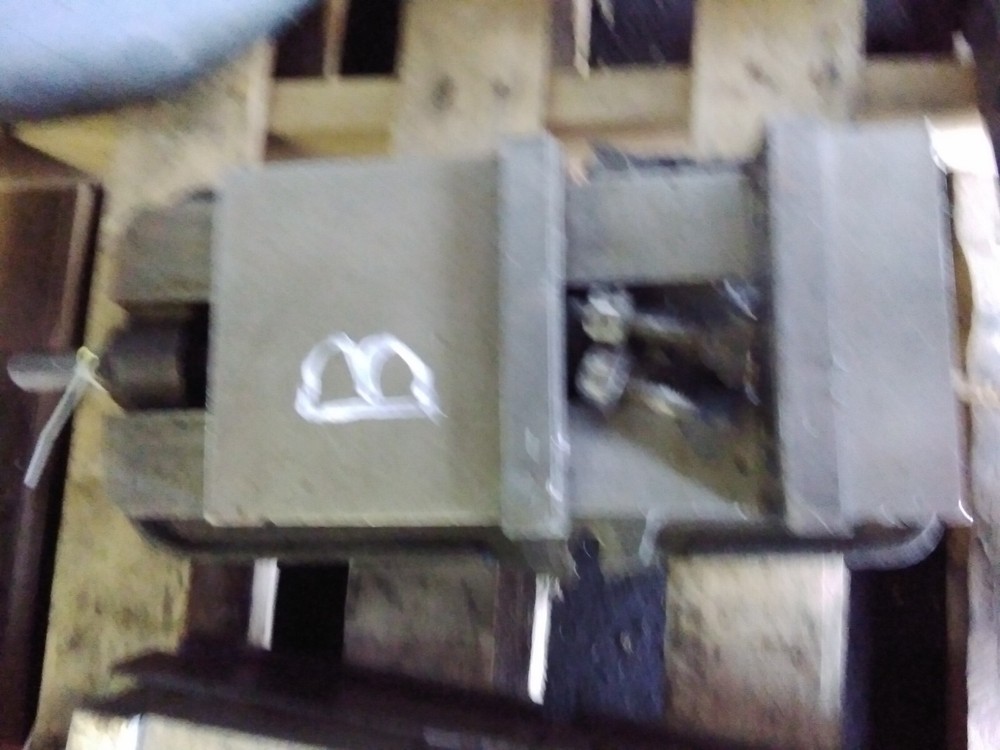 Kurt 6" Anglelock D688 Precision Machine Vise W/ Handle