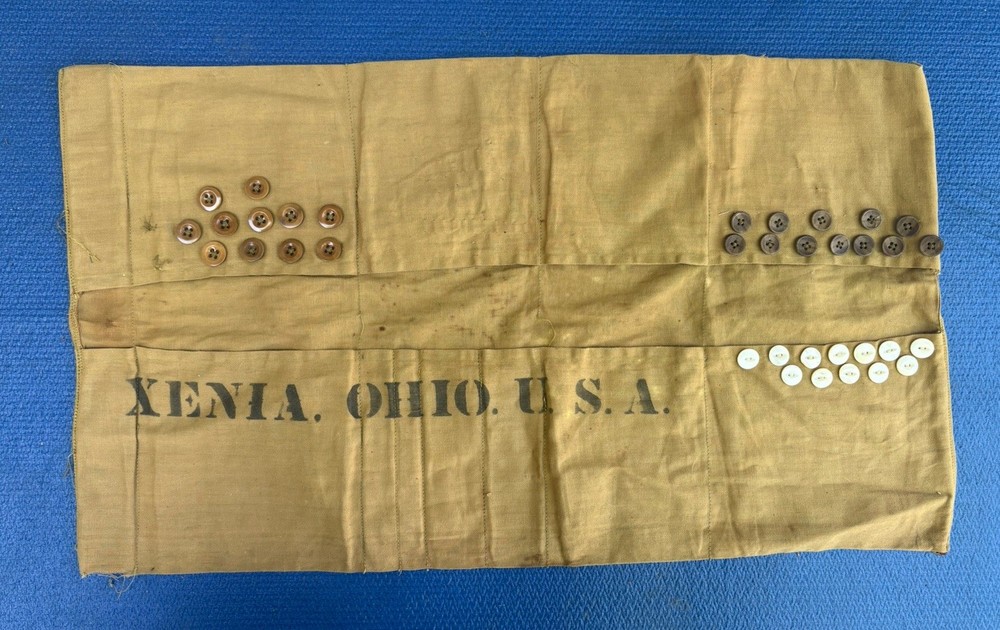 VTG 40 WW2 U.S. Army Olive Drab Military Sewing Kit Pouch Stenciled w/ buttons