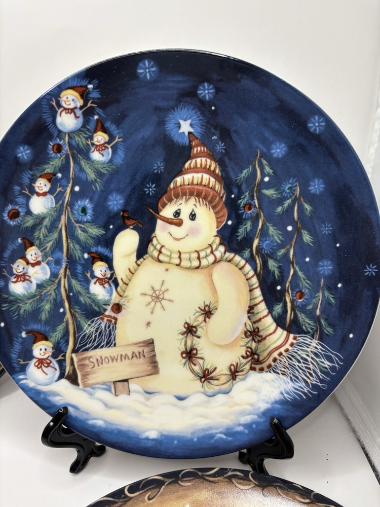 Snowman 4 pcs Set Cake Plates 8"