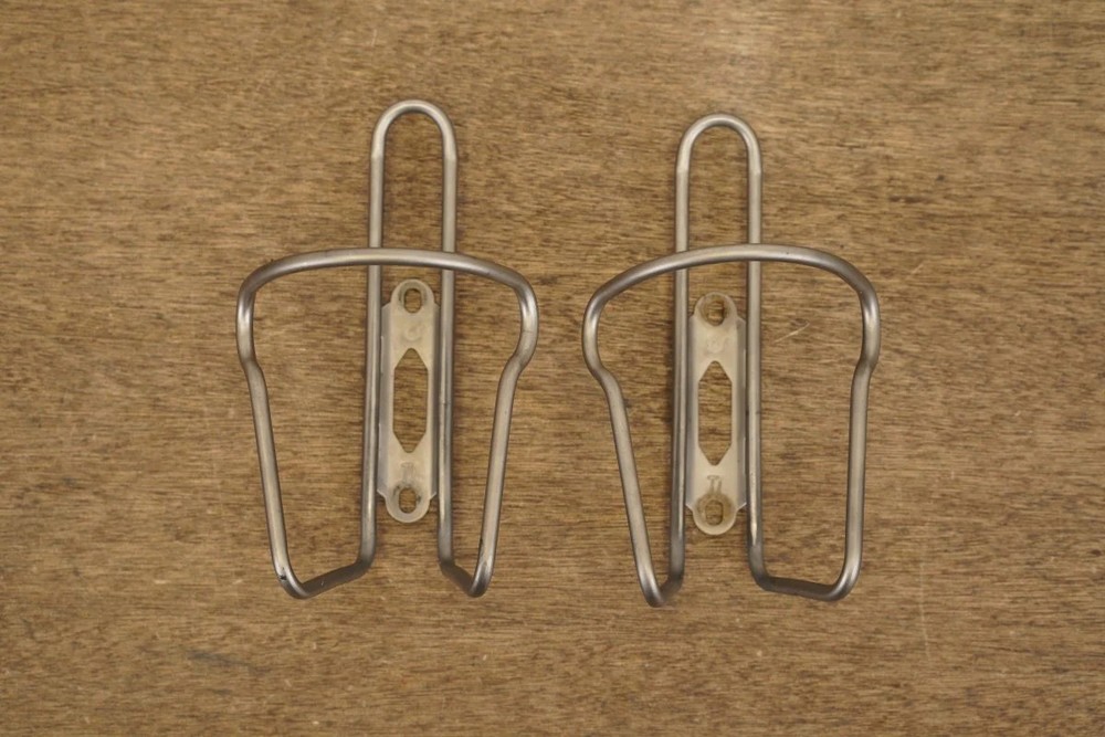 (2) Blackburn Titanium Water Bottle Cages 56g