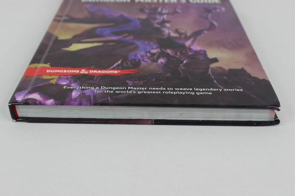 Dungeons & Dragons 5th Edition Dungeon Master's Guide HC Book 2014