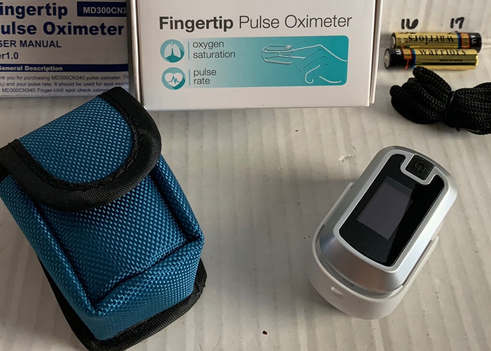 Fingertip Pulse Oximeter