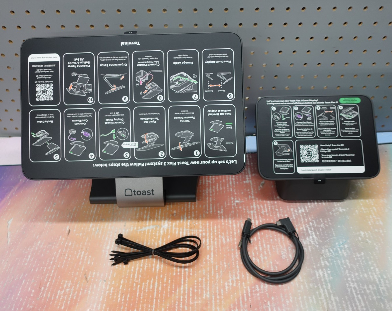 Toast Flex 3 POS Dual Terminal And Guest Display TT300