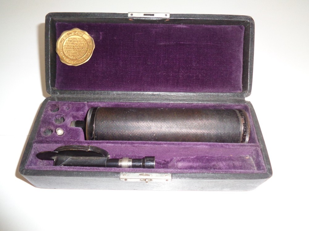 Vintage Dr. Zeng Eye Optometer? in Case