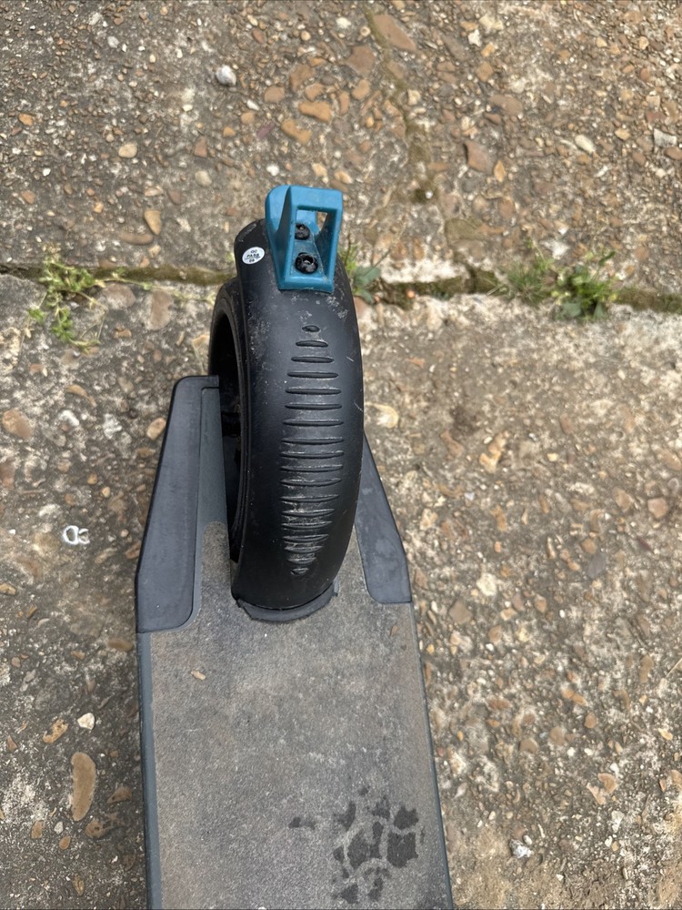 GOTRAX G3 300W Electric Scooter - Black