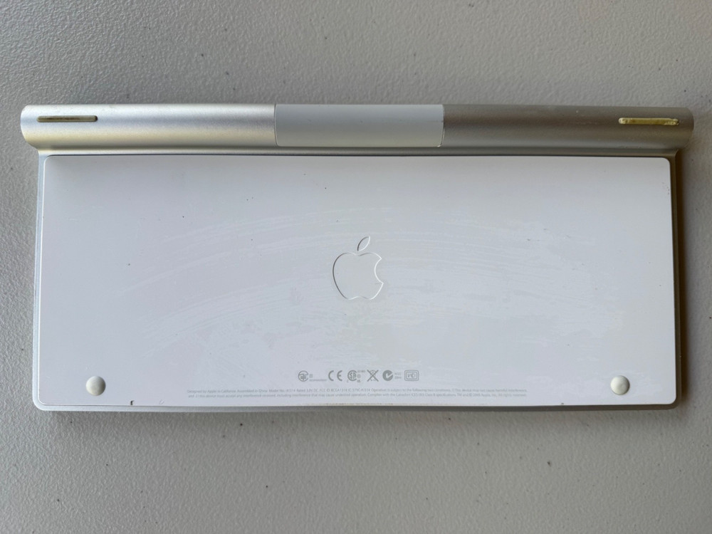 Apple A1314 / 1296 Wireless Keyboard + Magic Mouse Combo Set - Fully Tested