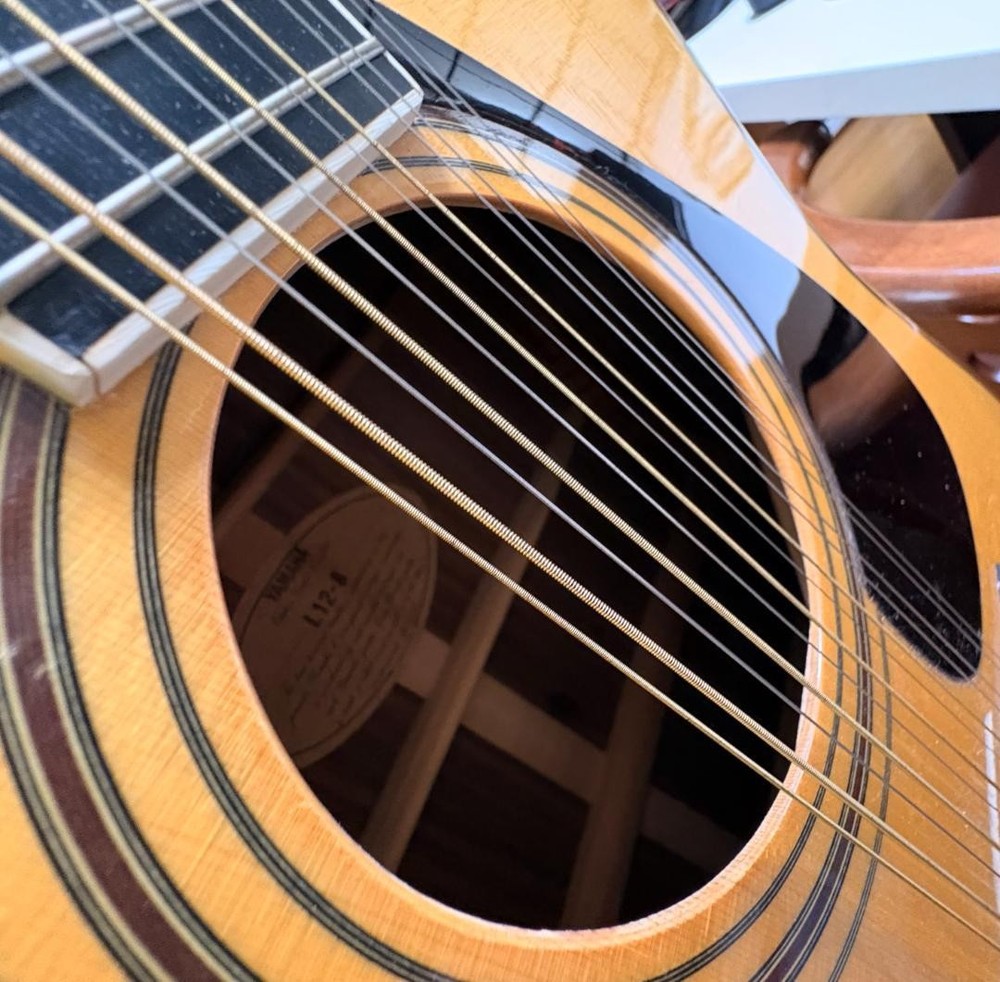 YAMAHA 12-string guitar L12-8, first model S Safe Packing!