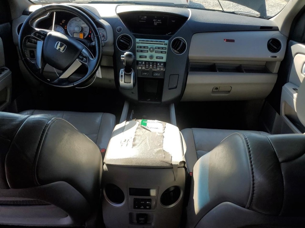 PILOT 2011 Glove Box 4512623