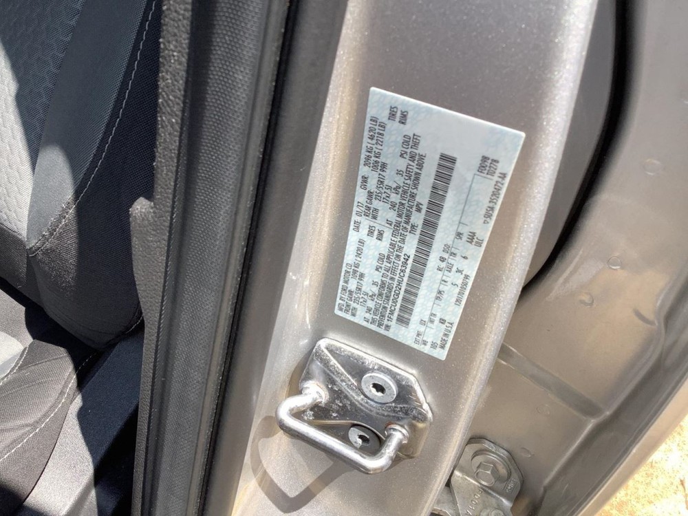 Fuse Box Engine Fits 17 ESCAPE 4674187