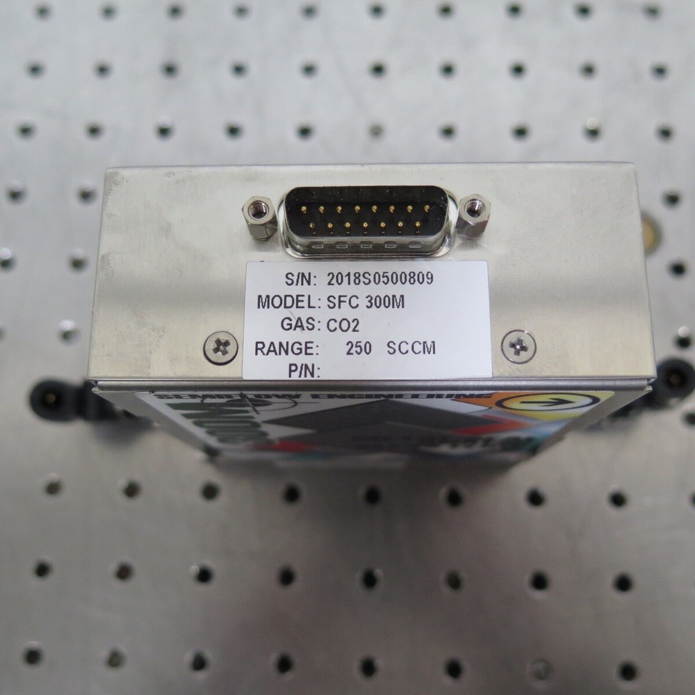 R196806 SemiFlow Engineering SFC 300M Mass Flow Controller CO2 250 SCCM