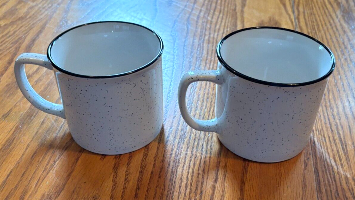 2 RARE NEW Mr. & Mrs. Wawa Speckled White Ceramic Hot or Cold Mugs Cups