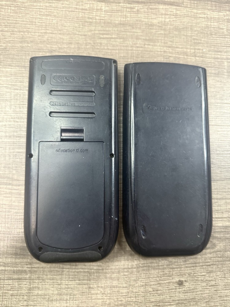 Texas Instruments TI-84 Plus Graphing Calculator Tested Working