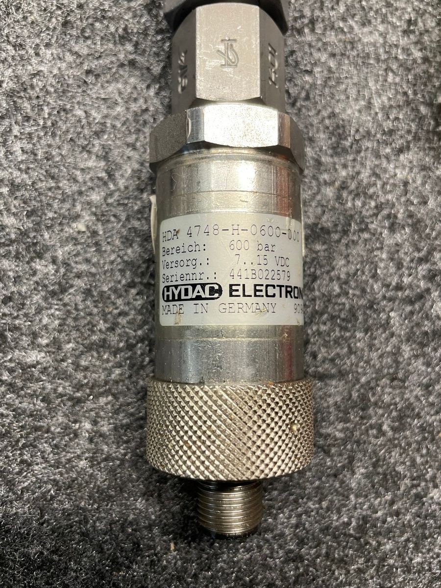 HYDAC HMG 3010 Portable Data Recorder for Hydraulics and Pneumatics*