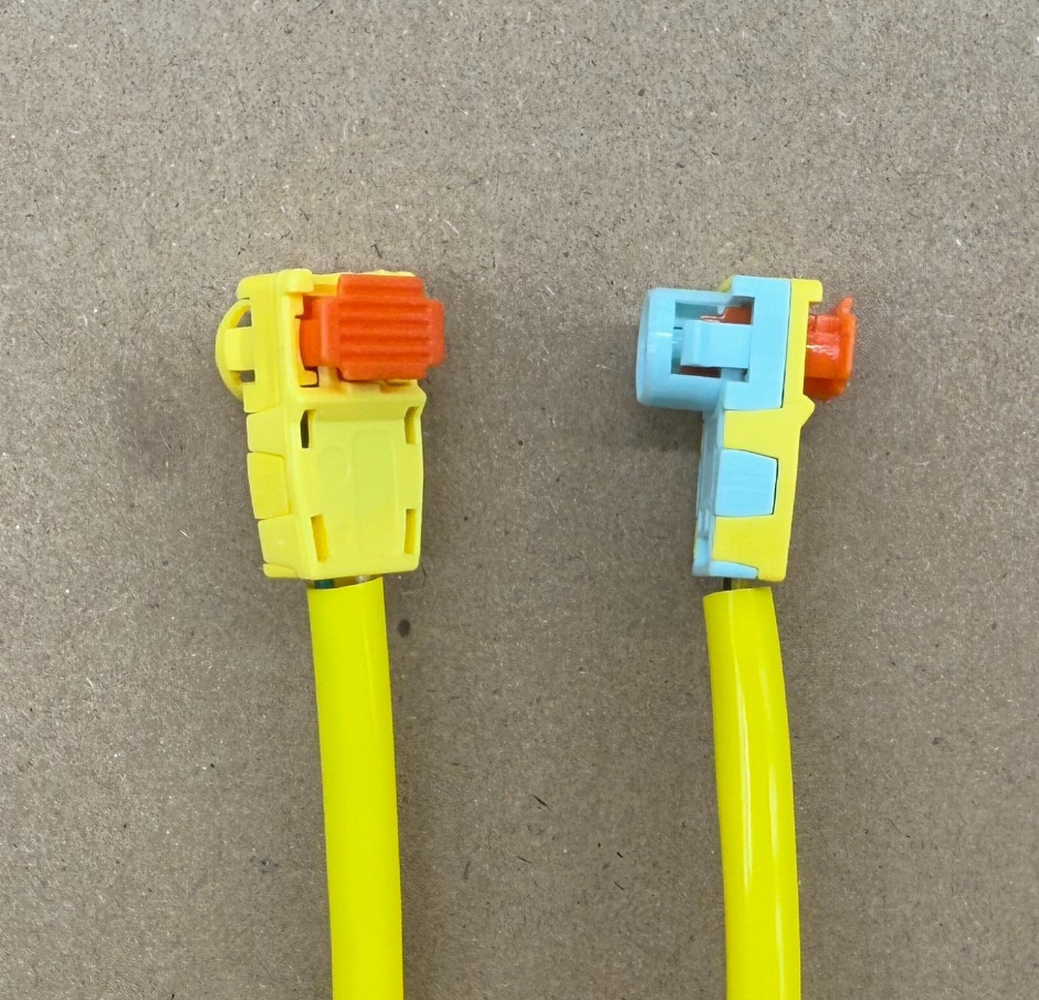 2pcs Driver AB Clock Spring Plug Connector Wire Harness for 2018 2019 Dodge Ram