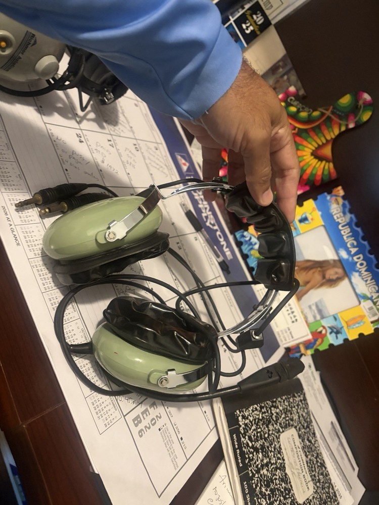 David Clark H10-20 Aviation Headset