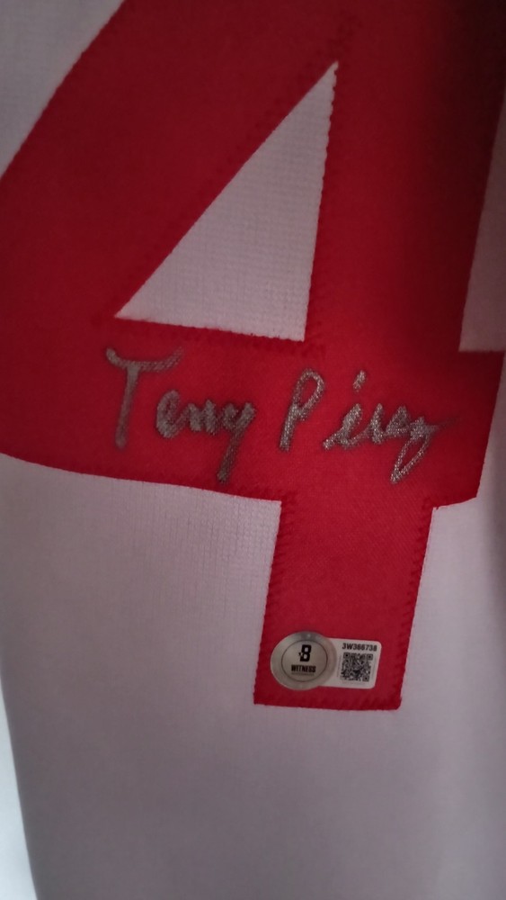 Tony Perez Cincinnati Reds Autographed Jersey