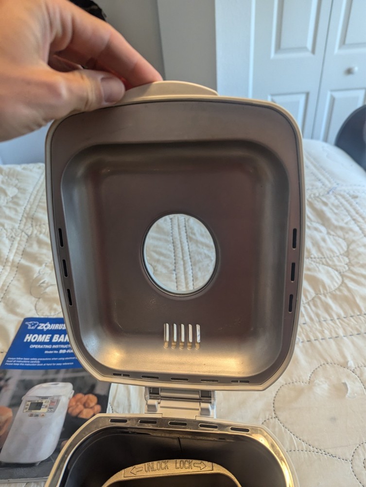 Zojirushi BB-HAC10 1 Pound Programmable Mini Breadmaker - Working - See Videos