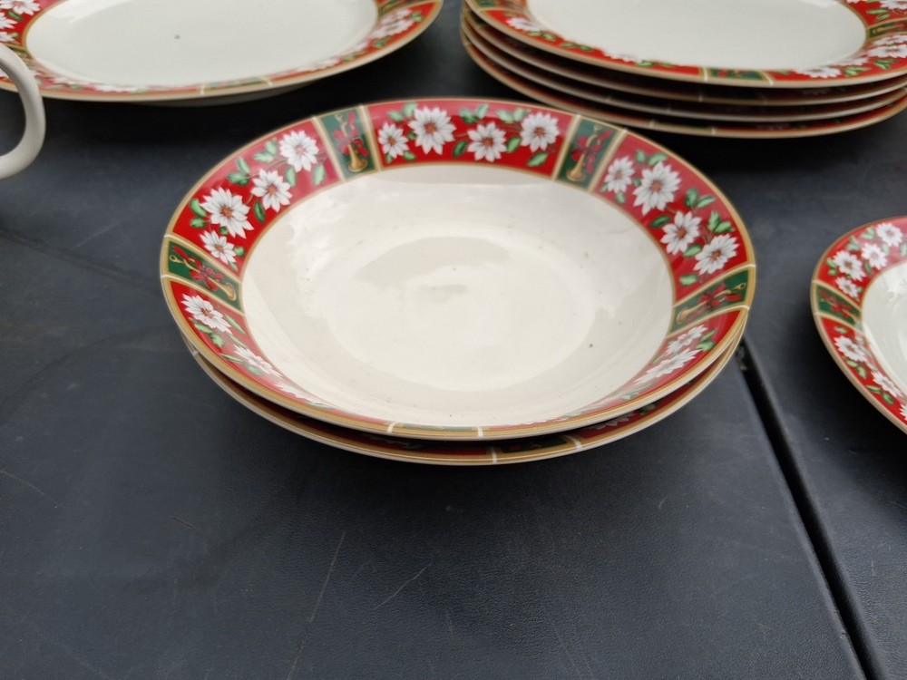 20 Pcs Kobe Charlton Hall Dinnerware