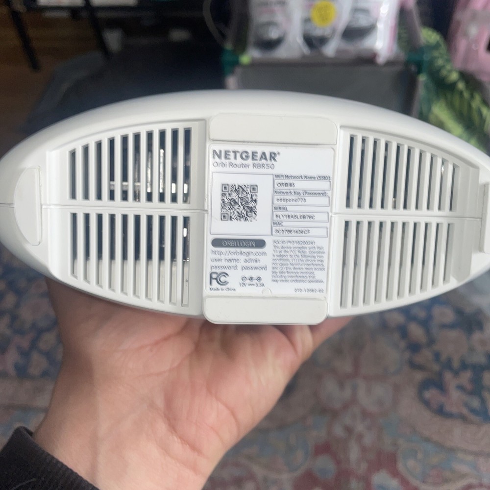 Orbi RBR50 Router