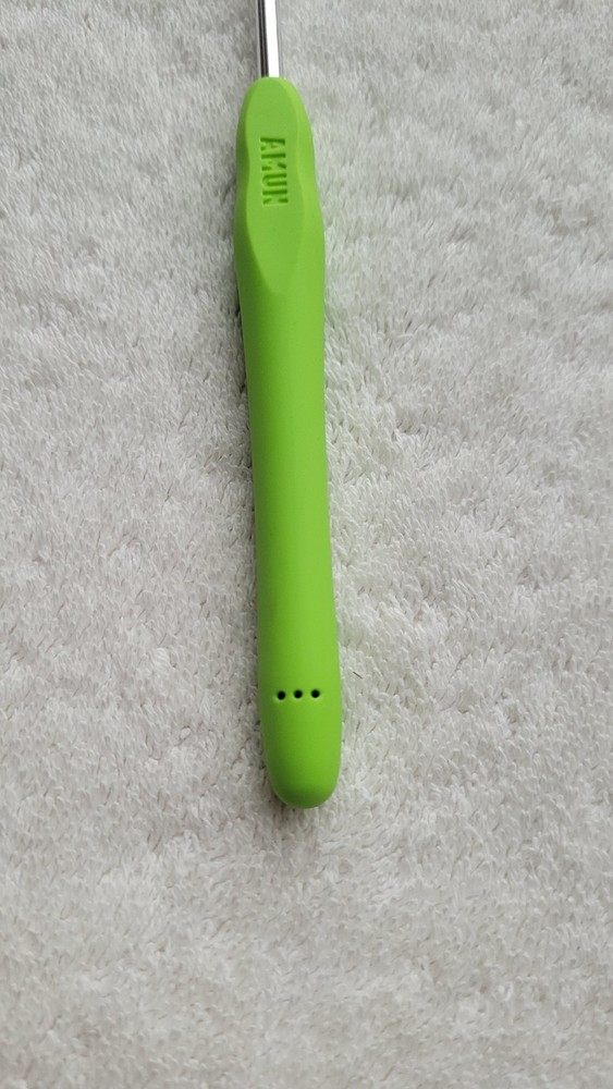 Preowned Amun Wooble Ergonomic Crochet Hook