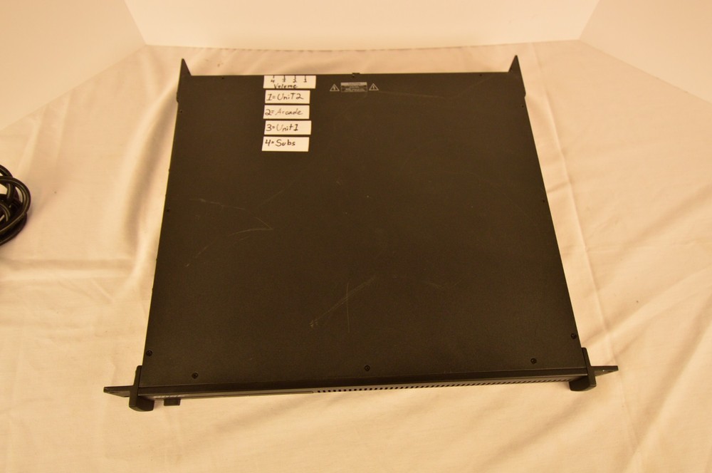 Bose PS404A Power Share Adaptable Power Amplifier Working from Closed Arcade