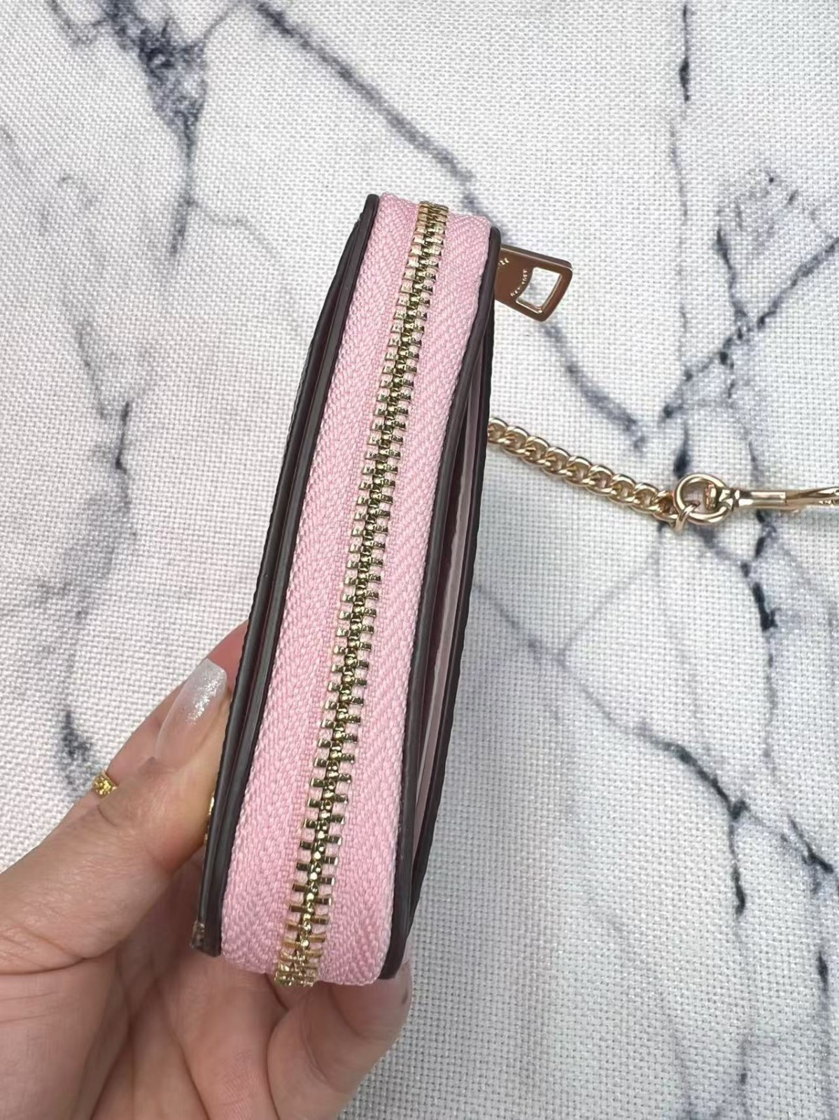 2026 NWT Coach Zip Card Case In Signature Canvas CW883 Tan/Dusty Pink