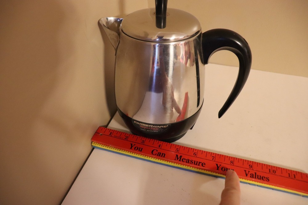 Farberware 134B Superfast Fully Automatic 2-4 Cup Electric Coffee Percolator Pot
